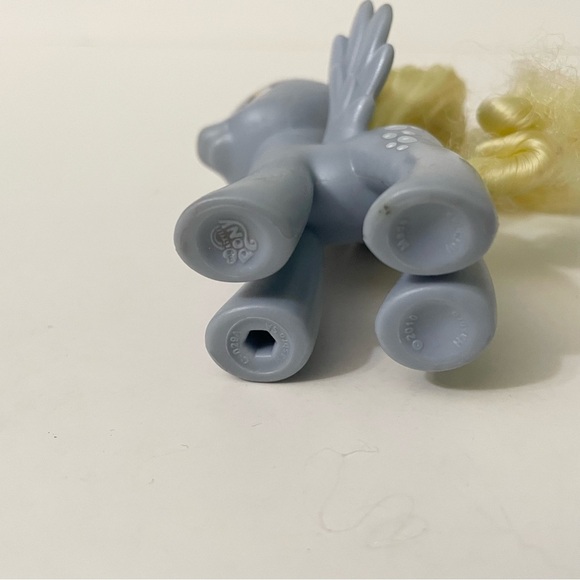 My Little Pony Derpy Hooves 3" Toys R Us Favorites MLP 2010 - Picture 13 of 16